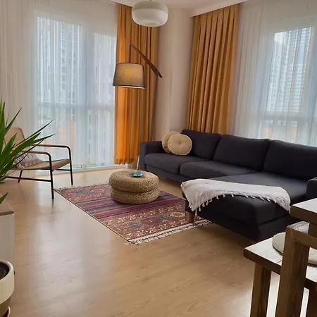 Istanblue House Metrobus 5 Minute Walk 아파트 이스탄불